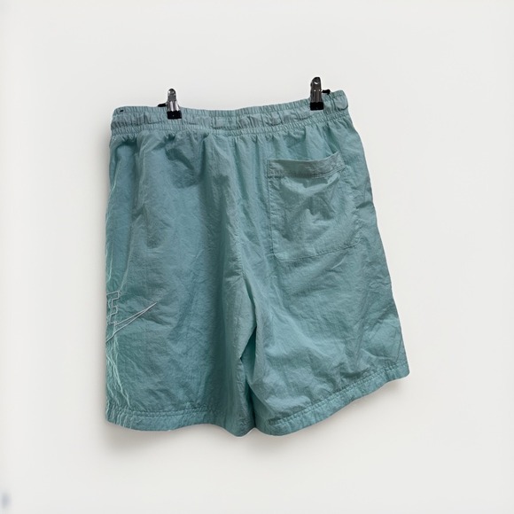 Nike Sportswear Large Alumni Woven Flow Shorts Light Green Men's - Picture 3 of 5